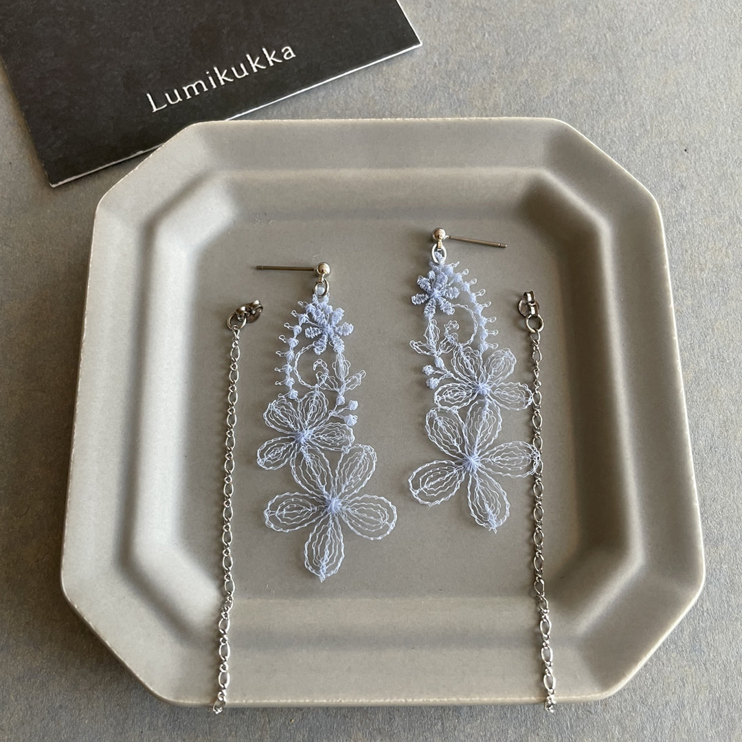 Lumikukka Halu Pieni チェーン(両耳ピアス)
