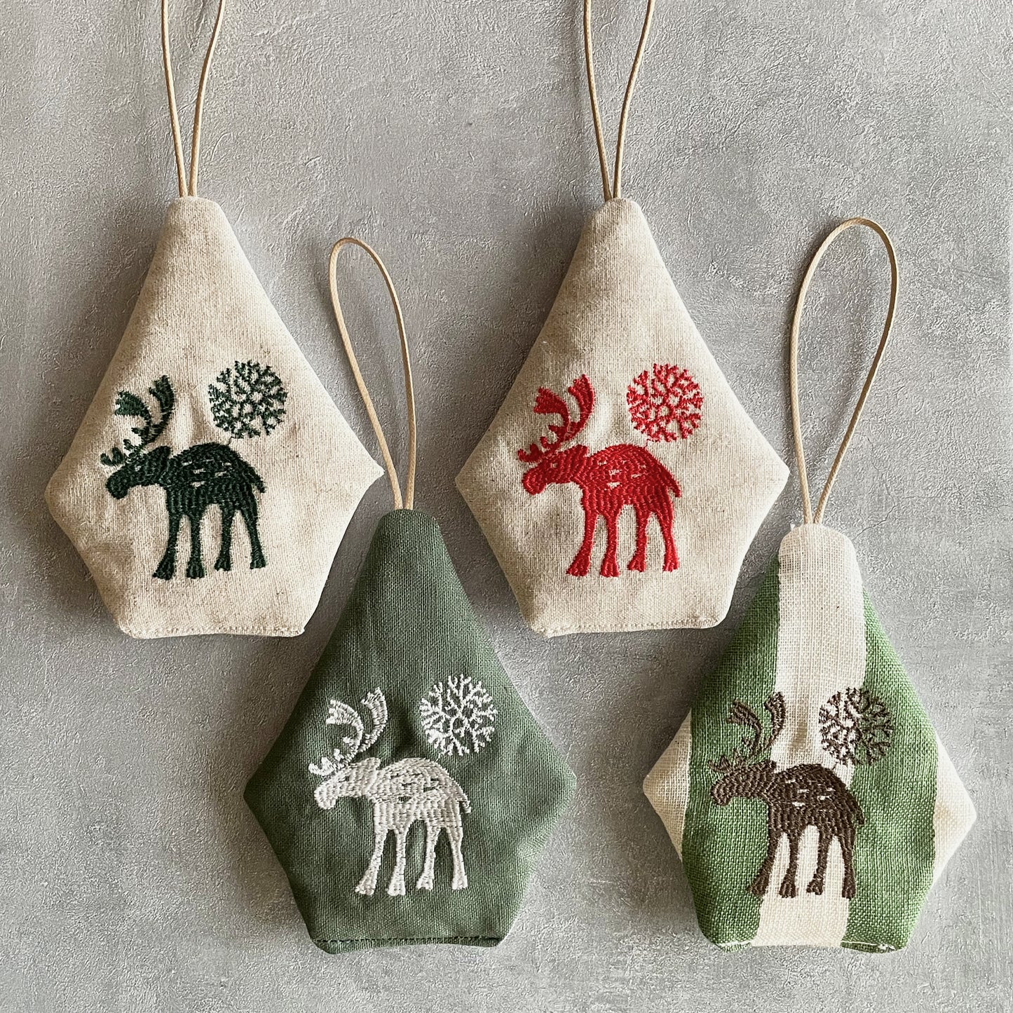 森のオーナメント forest of ornaments ヘラジカ / 4COLORS