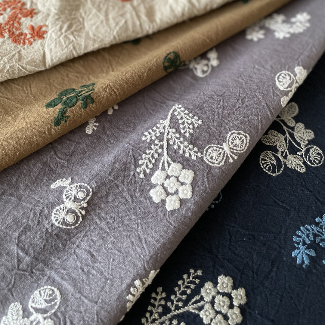野原のちょうちょ Butterflies in the field / 5COLORS