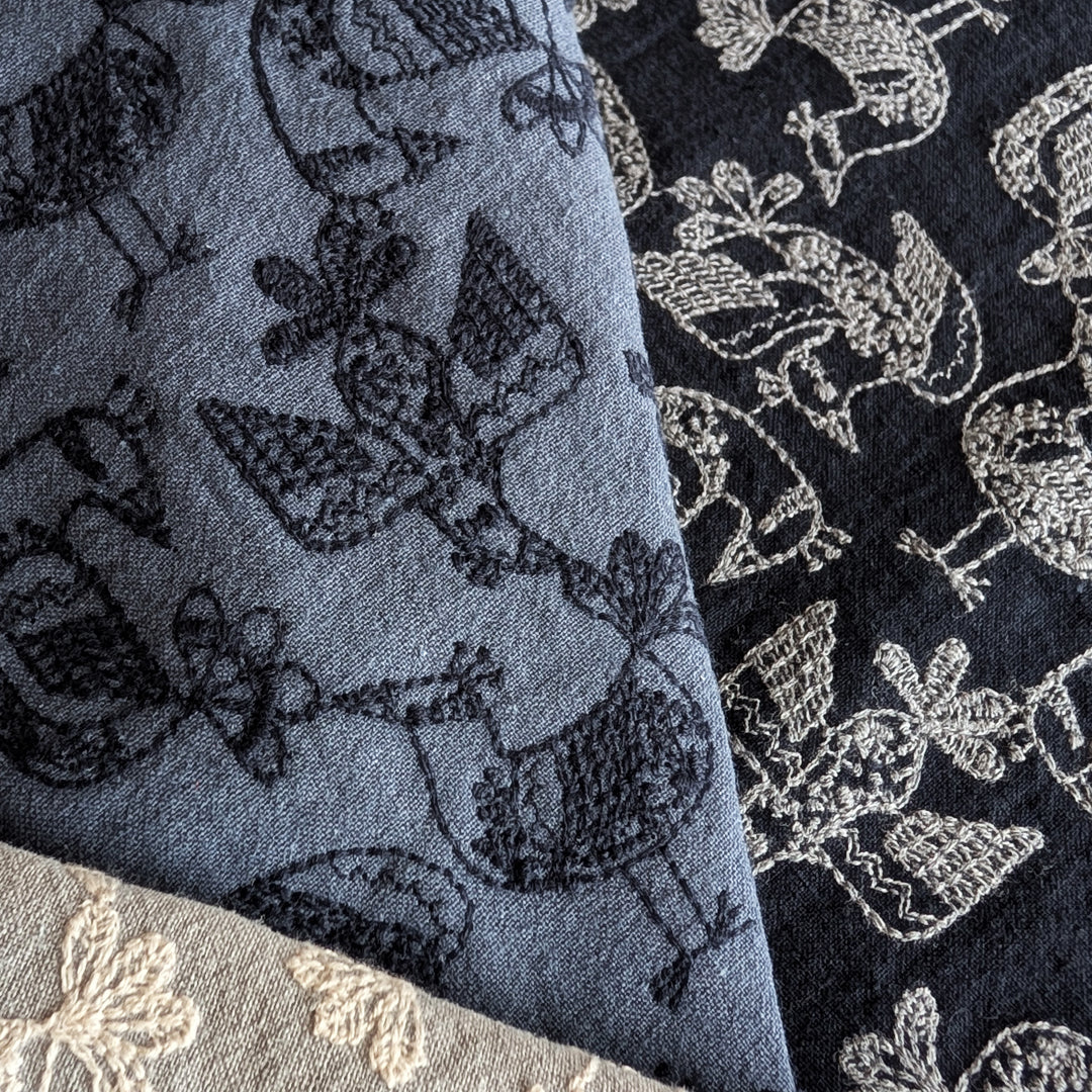 レース模様の鳥 Birds in a lace pattern / コットンリネン 3COLORS