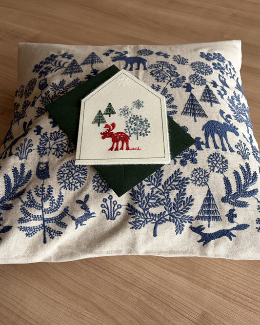 刺繍生地で楽しむ、お気に入りの場所