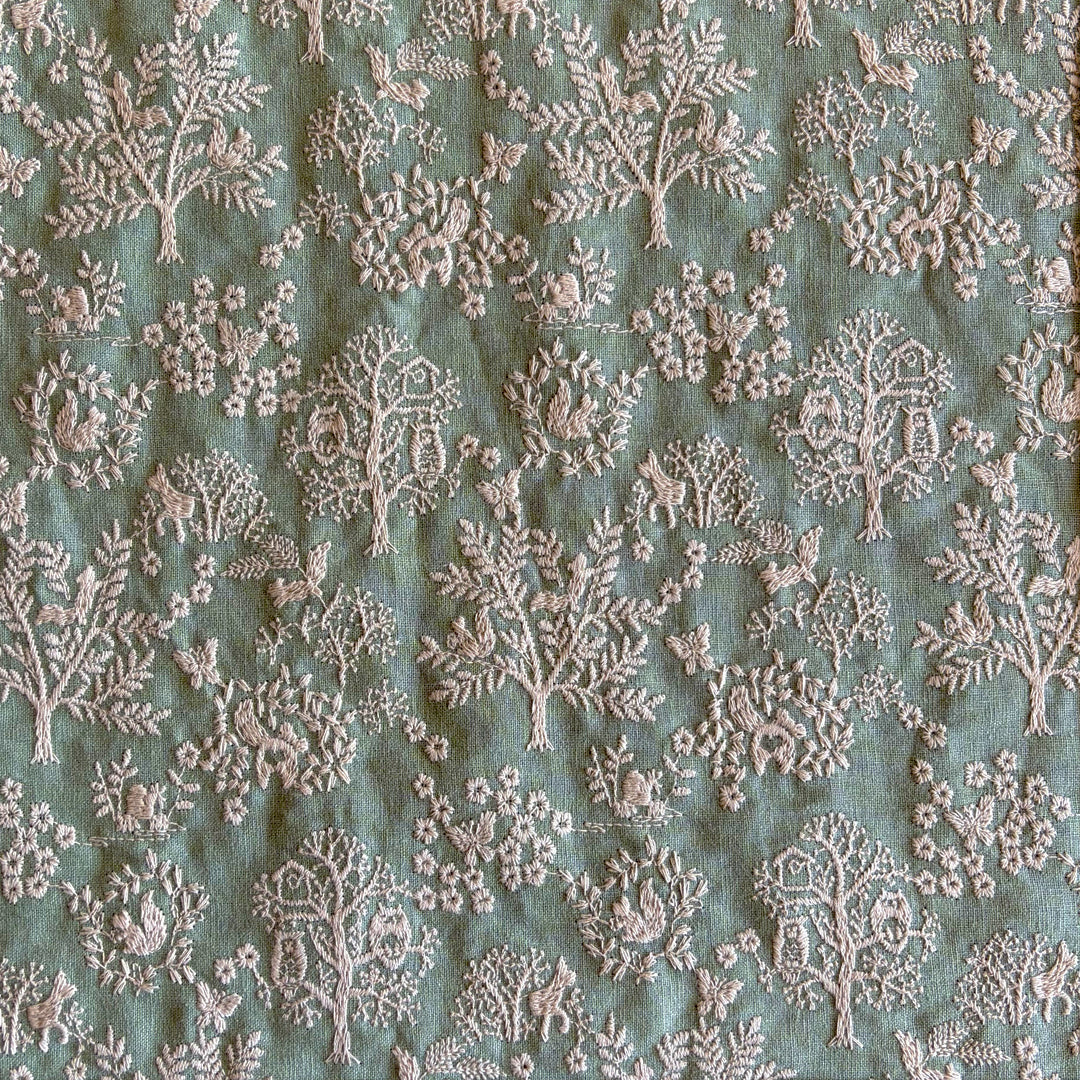 ちいさなかくれんぼ「Tiny Hideaway」／4COLORS