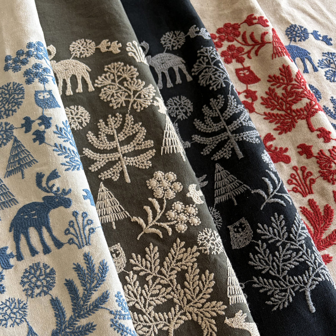 森の中　in the forest / 5COLORS