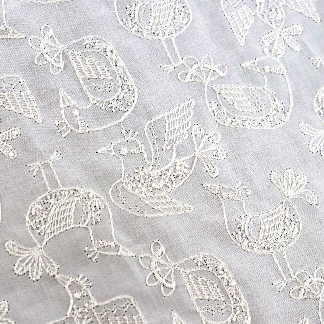 Birds in a lace pattern